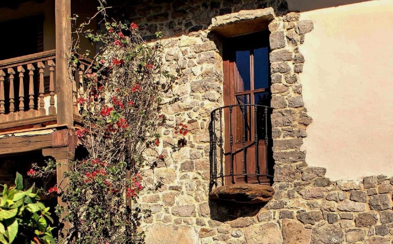 La Montana Magica Hotel Rural Vibano Exteriér fotografie