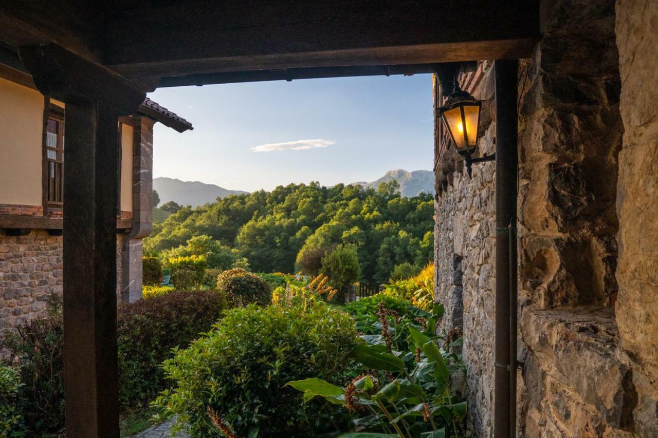 La Montana Magica Hotel Rural Vibano Exteriér fotografie